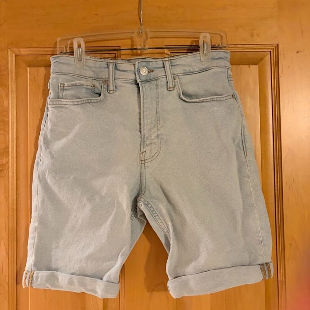 H&M Jean Shorts with Rolled Cuff Size 30 Slim Fit